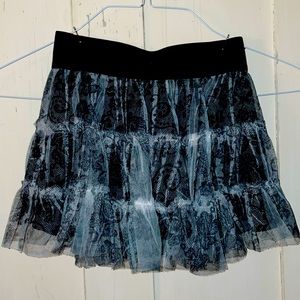 Black lined skort